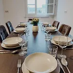 Premium Residence, Stunning Views Overlooking The Station & City, Sleeps 18 * Koblenc
