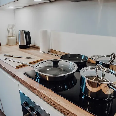 Premium Residence, Stunning Views Overlooking The Station & City, Sleeps 18 Apartment Koblenz (Rhineland-Palatinate)