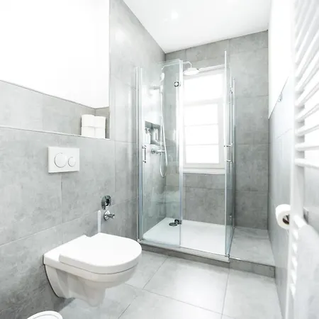아파트 Premium Residence, Stunning Views Overlooking The Station & City, Sleeps 18
