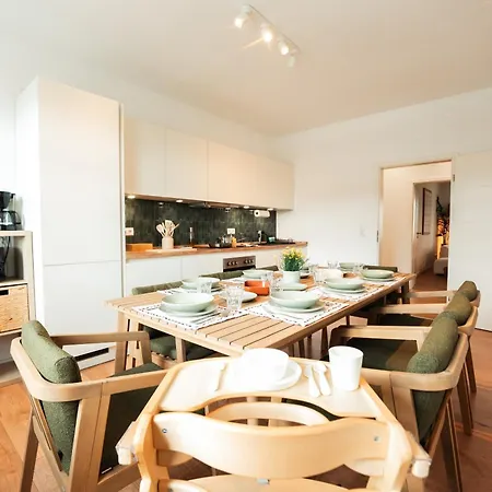 Premium Residence, Stunning Views Overlooking The Station & City, Sleeps 18 Lägenhet Koblenz (Rhineland-Palatinate)