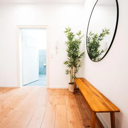 Lägenhet Premium Residence, Stunning Views Overlooking The Station & City, Sleeps 18 Koblenz (Rhineland-Palatinate)