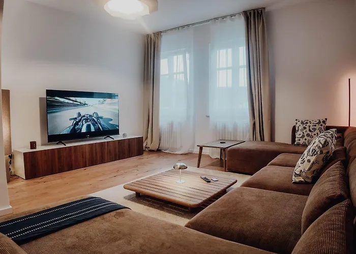 Premium Residence, Stunning Views Overlooking The Station & City, Sleeps 18 Apartment Koblenz (Rhineland-Palatinate)