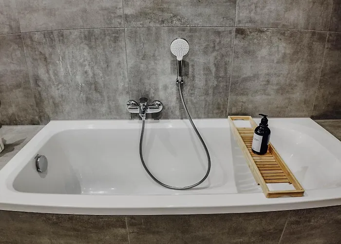 Premium Residence, Stunning Views Overlooking The Station & City, Sleeps 18 Apartment Koblenz (Rhineland-Palatinate)